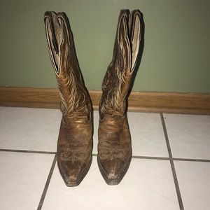 Justins Cowgirl Boots